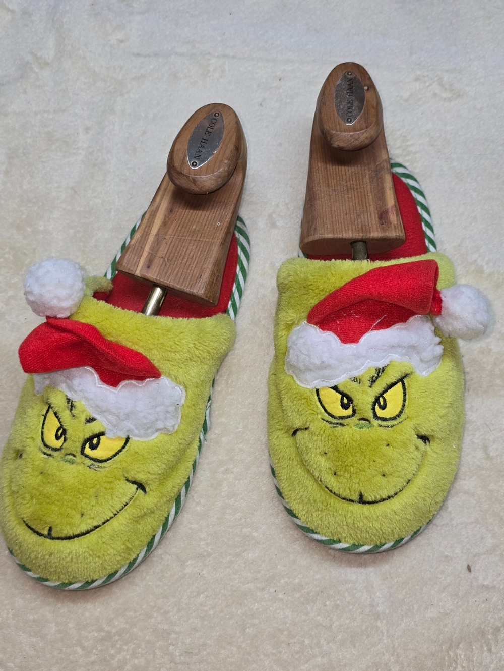 Dr. Seuss Grinch Size M 7/8 Green Christmas Slippers Grinch Boys Unisex Girls Ki